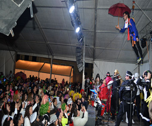 Un Domingo Piñata lleno de ingenio y con petición de mano