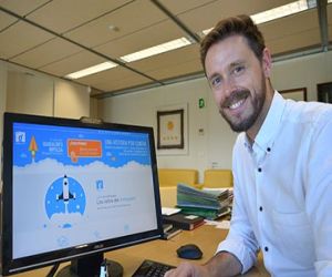 La Junta ofrece 30 becas de formación y lanzaderas de empresa a través de los centros Guadalinfo