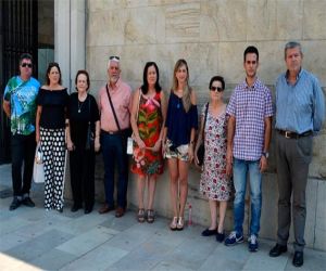 IU denuncia las «amenazas» de desahucio a ocho familias de los Bermejales