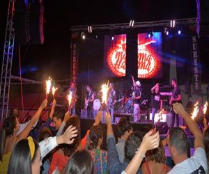 Mama Llama y Apache todo un acontecimiento musical en Játar