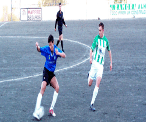 La UD Alhameña pierde en un partido pobre de juego