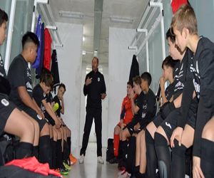 Los benjamines pierden el liderato
