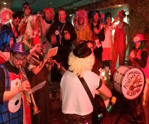 Comenzó el Carnaval de Alhama 2020 con nocturnidad y alevosía