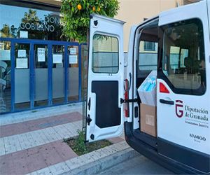 Diputación distribuye hoy 27.000 mascarillas para los municipios y 1.800 pantallas y 600 gafas protectoras para ayuda a domicilio 