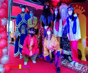 Los Reyes llegaron a Jayena, repartiendo la ilusión a los niños