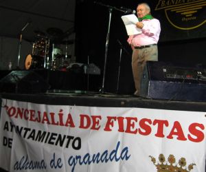 El segundo día de feria estuvo marcado por el pregón y el show de Manu Sánchez