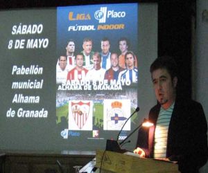 El pabellón hace aguas el día de la presentación de Liga Nacional de Fútbol Indoor