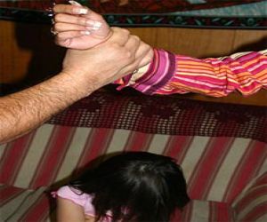 Pega a su yerno maltratador