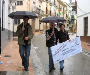 El Cele se gastó los 1.500 euros del premio en dieciséis establecimientos alhameños