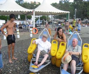 Los mayores de la Residencia se fueron de playa