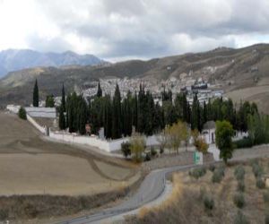 Servicio de autobuses al cementerio con motivo del día de difuntos