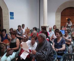 Tarde de poesía en el Hospital de la Reina