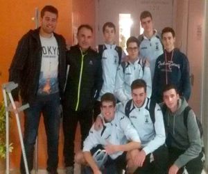Primer partido y primera victoria del equipo juvenil de baloncesto de Alhama