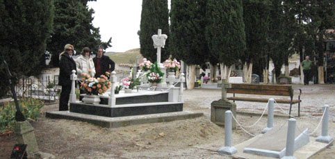  Cementerio de Alhama, el uno de noviembre de 2008 