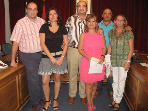  Mari Carmen Navarro con miebros de su familia 