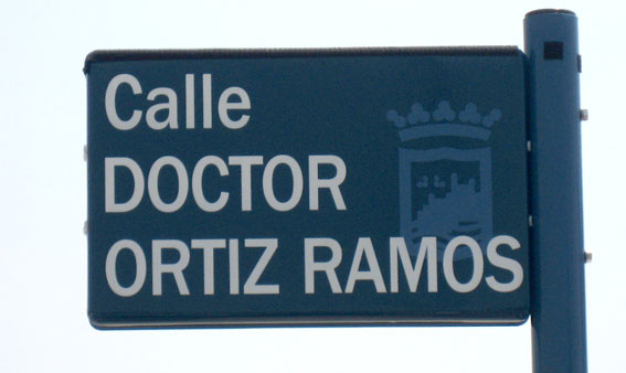  La placa de la calle malagueña que recordará para siempre al alhameño Pedro Ortíz Ramos 