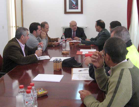  Reunión con la junta local de seguridad 