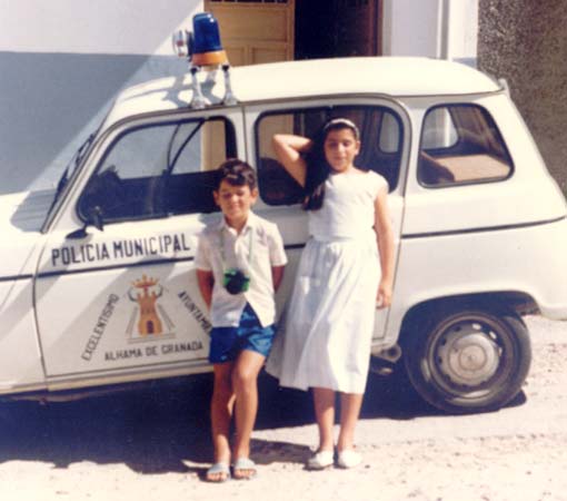 Primer coche que tuvo la policía local, pintado por Juan Miguel. Era el comienzo de los 80 