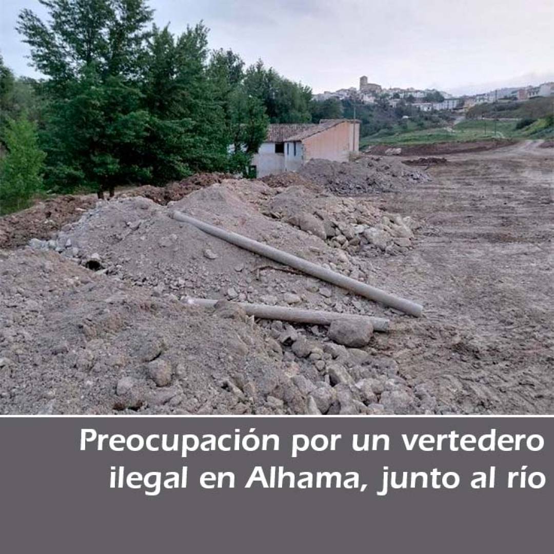 Preocupación por un vertedero ilegal en Alhama, junto al río